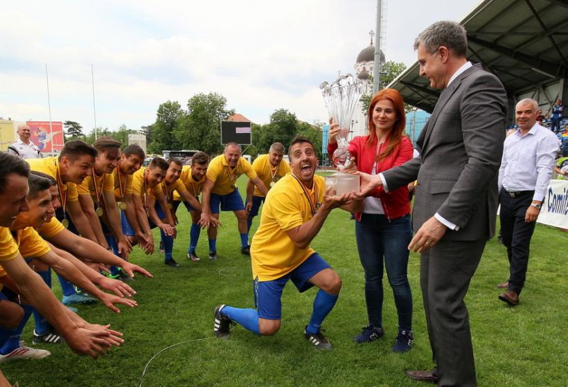 GALERIE FOTO -  Frontiera Tomis Constanţa a câştigat Cupa Regelui la oină 18616234