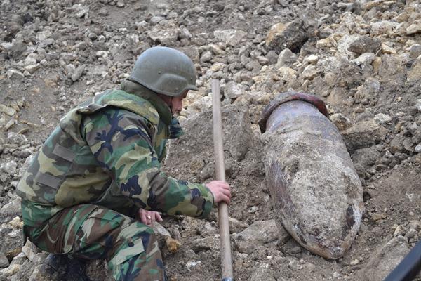 Descoperire teribilă în Harghita! Un proiectil exploziv antiaerian din al Doilea Război Mondial,găsit la Odorheiu Secuiesc 
