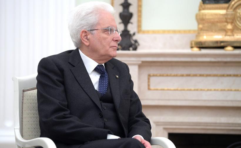 Preşedintele Italiei oferă mai mult timp celor doi lideri populişti pentru a forma un guvern