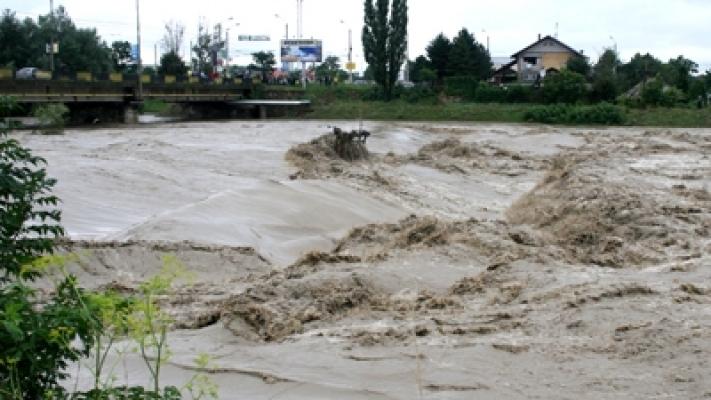 Alertă hidrologi: Cod galben de inundaţii în judeţele Bihor şi Cluj, în următoarele ore 