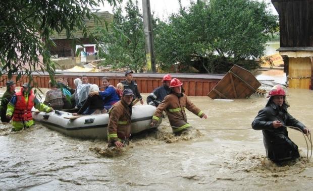 Alertă hidrologi! Cod galben de inundaţii pe râuri din judeţele Buzău şi Vrancea, până la ora 20:00