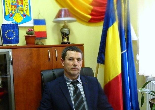 Un primar din Botoşani a rămas fără mandat, după ce a fost condamnat definitiv pentru complicitate la contrabandă