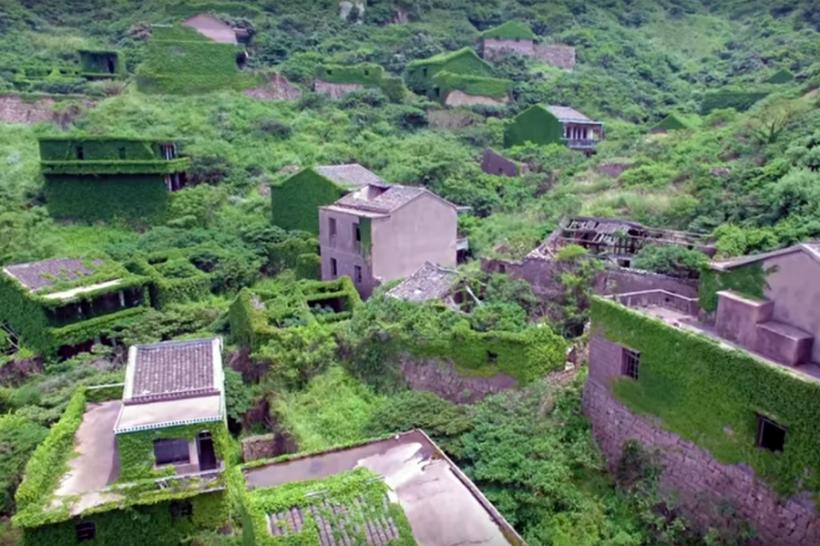 VIDEO - De ce un sat abandonat din China a devenit punct de atracție pentru fotografi și turiști