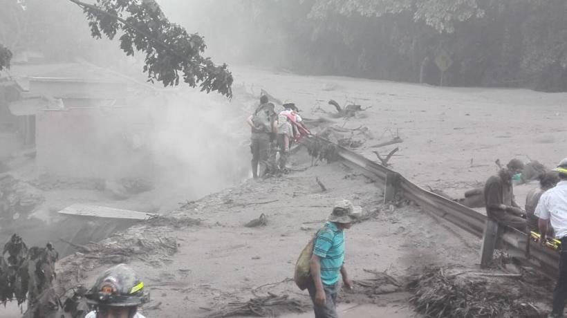 Guatemala cere ajutorul comunității internaționale după erupțiile ucigătoare ale vulcanului Fuego