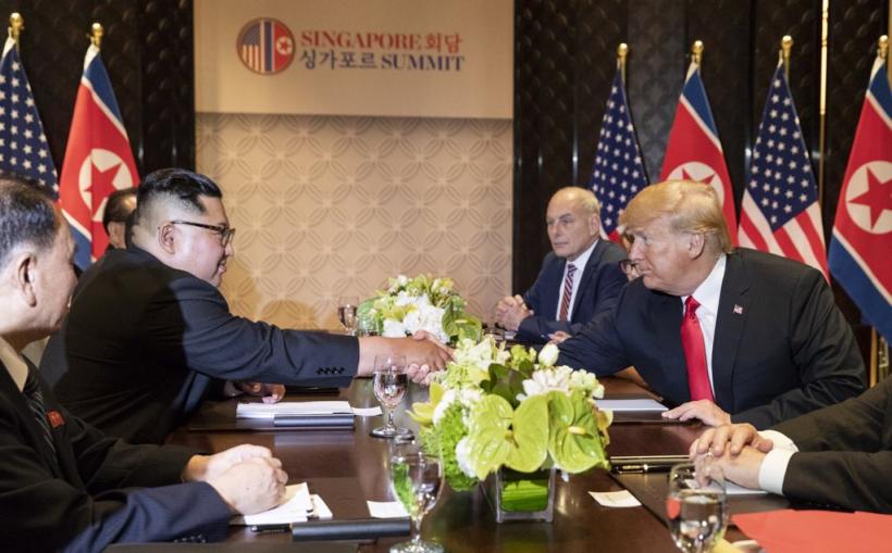 GALERIE FOTO + VIDEO - Intâlnirea istorică dintre Donald Trump și Kim Jong Un. Declarația comună a celor doi lideri 18619800