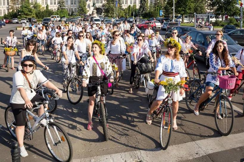De Sânziene, ia românească va fi sărbătorită pe biciclete