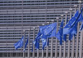 UE pune în aplicare tarifele de 25% pentru produsele americane