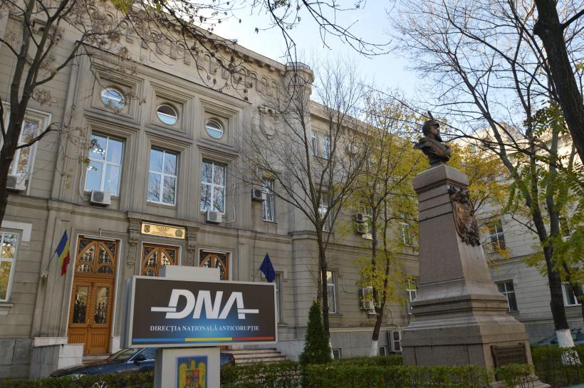 DNA face „înţelegeri secrete cu evreii”de 800.000 euro