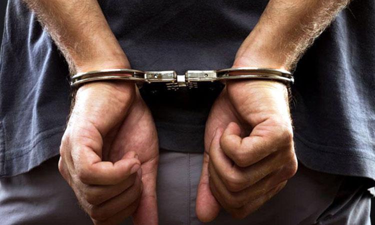 Trei tineri din Cluj au fost arestaţi pentru trafic de droguri 