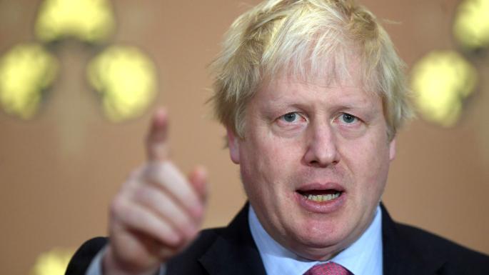 Marea Britanie: Ministrul de externe Boris Johnson se pronunţă pentru un Brexit complet 