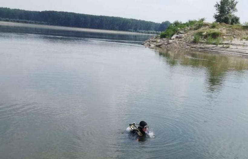 Un bărbat dispărut în apele Dunării este căutat de scafandri ai ISU