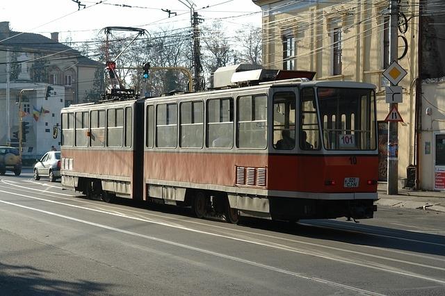 Liniile de tramvai 1 şi 10 vor fi delimitate de traficul rutier