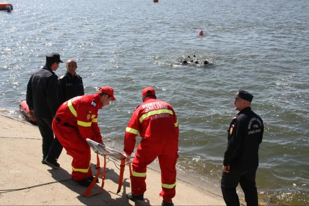 Bărbatul dispărut în Dunăre acum trei zile, găsit înecat la 10 kilometri în aval