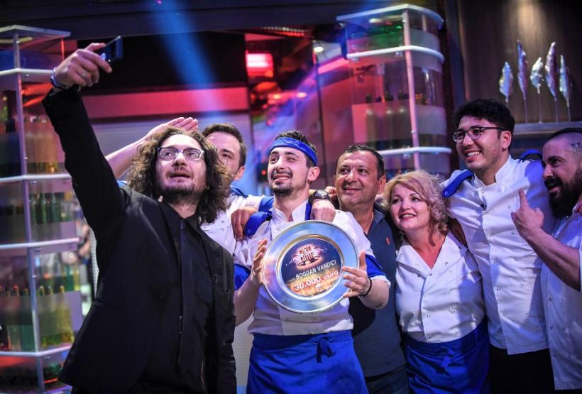 Sezonul de poveste „Chefi la cuțite” și-a desemnat câștigătorul:  Bogdan Vandici și-a adjudecat trofeul