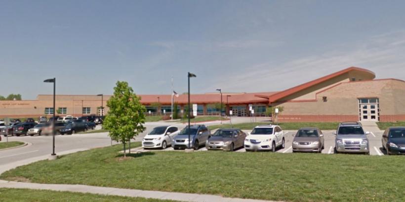 Atac armat la o școală din Kansas
