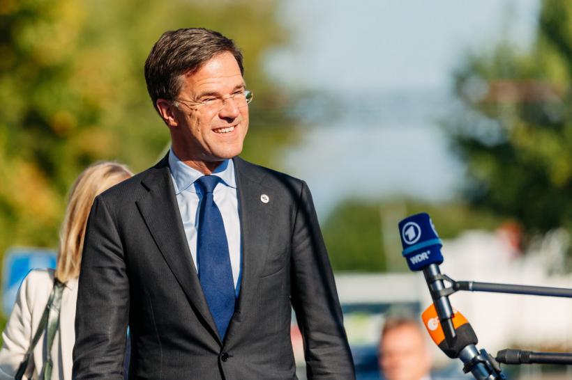 VIDEO. Mark Rutte îi râde în faţă lui Donald Trump