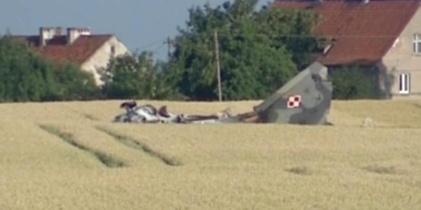 Accident aviatic în Polonia. Un MiG-29 s-a prăbuşit iar pilotul a murit