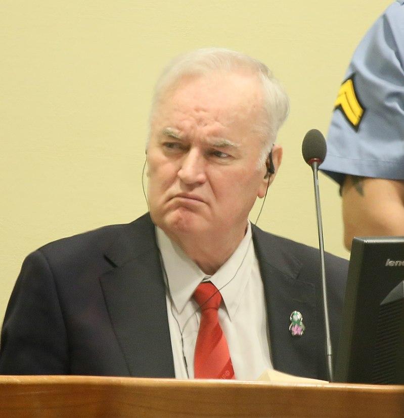 Condamnat pentru genocid, Ratko Mladic acuza NATO
