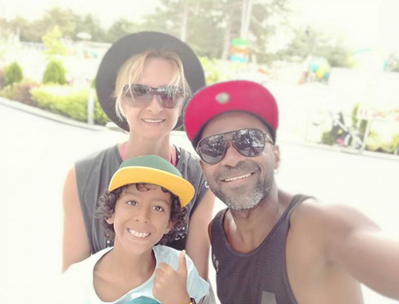 Dana Săvuică își spune povestea de viață: ”După 25 de ani de relaţie, am divorţat la notar” 18623715