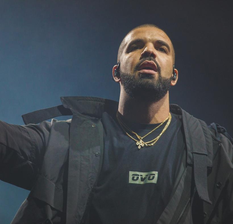 Drake doboară recordul deţinut de Beatles cu 7 piese în Top 10 Billboard