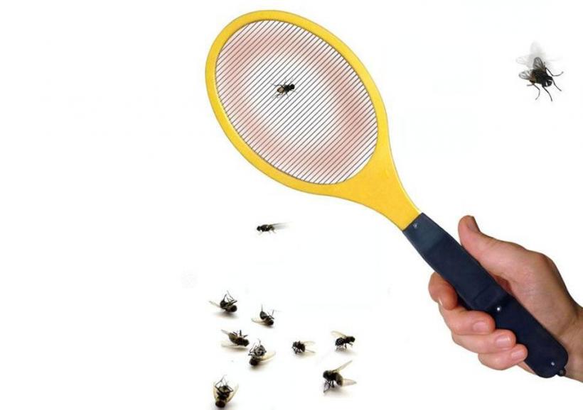 Racheta anti-insecte