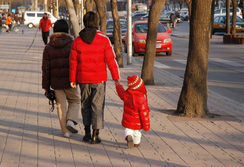 Familiile din China ar putea fi plătite pentru a avea mai mulți copii