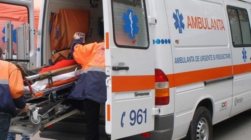 Un bărbat a murit după ce a căzut de la etajul IV al unui bloc din Satu Mare