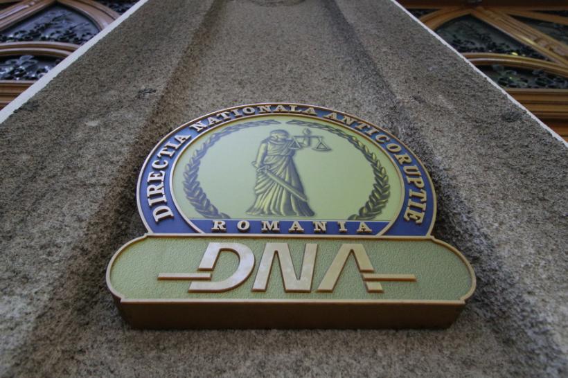 DNA: Bugetul CNAS a devenit sursă de finanţare pentru alte activităţi, prin corupţia sistemică a funcţionarilor