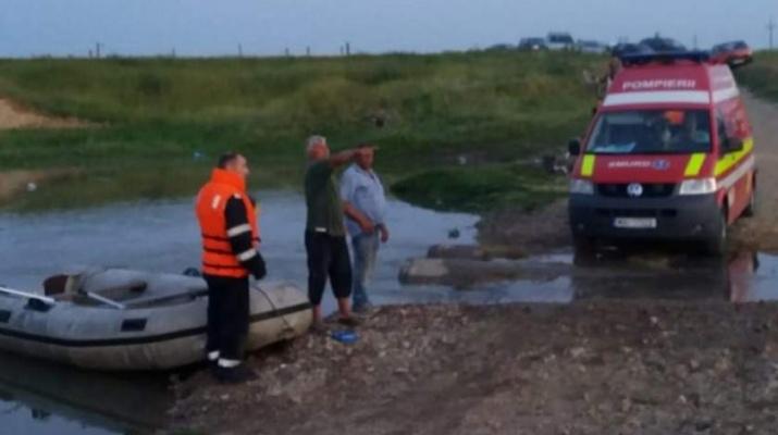 Un copil de 12 ani s-a înecat în comuna Ioneşti, într-o zonă în care se efectuează lucrări de excavare 