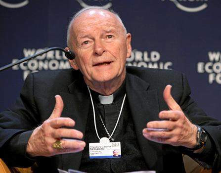 Abuz sexual: Papa accepta demisia cardinalului McCarrick