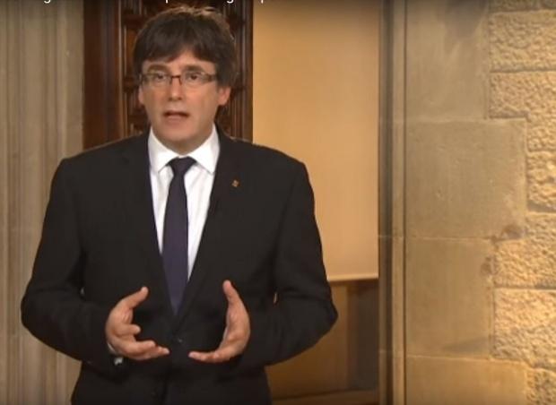 Carles Puigdemont va continua lupta pentru independenţa Cataloniei