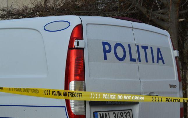 Poliţiştii din Botoşani au deschis o anchetă după ce cadavrul unui bărbat a fost descoperit pe pârâul Burla
