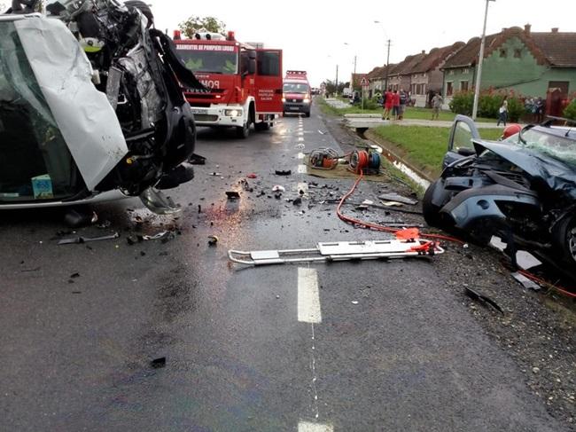 Trei persoane şi-au pierdut viaţa într-un accident petrecut pe drumul ce leaga Timisoara de Lugoj