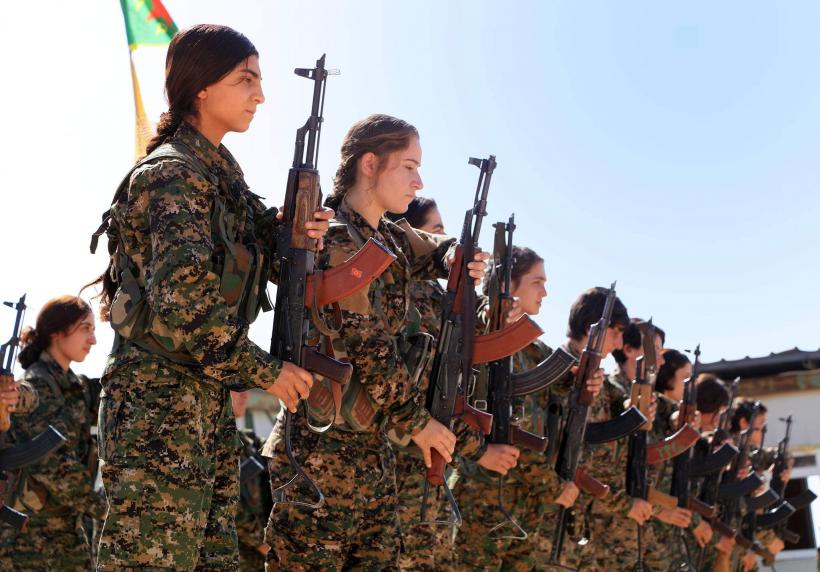 Milițiile kurde recrutează copii din taberele de persoane strămutate