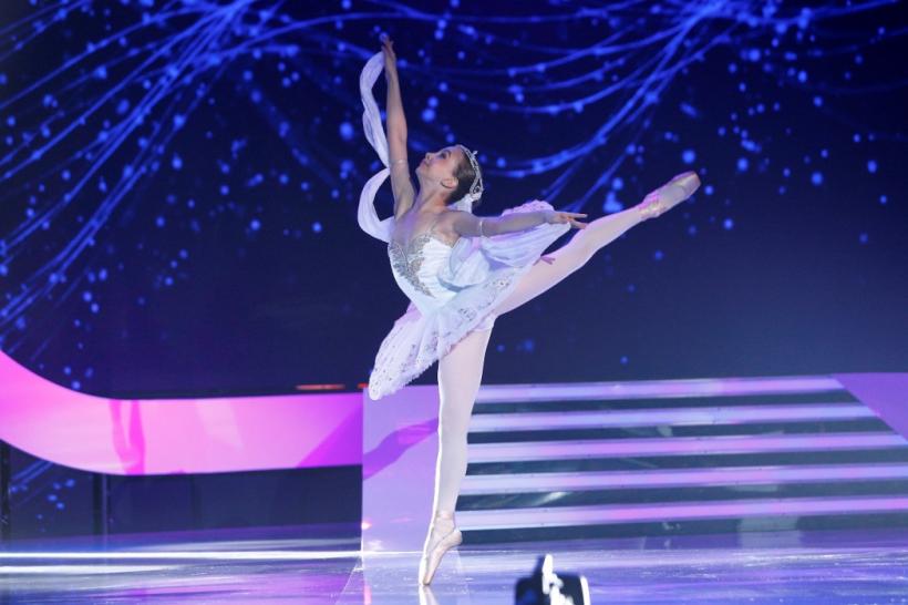 Balet și levitație, desen pe apă și experimente chimice,  în ediția cu numărul 100 a show-ului “Next Star”