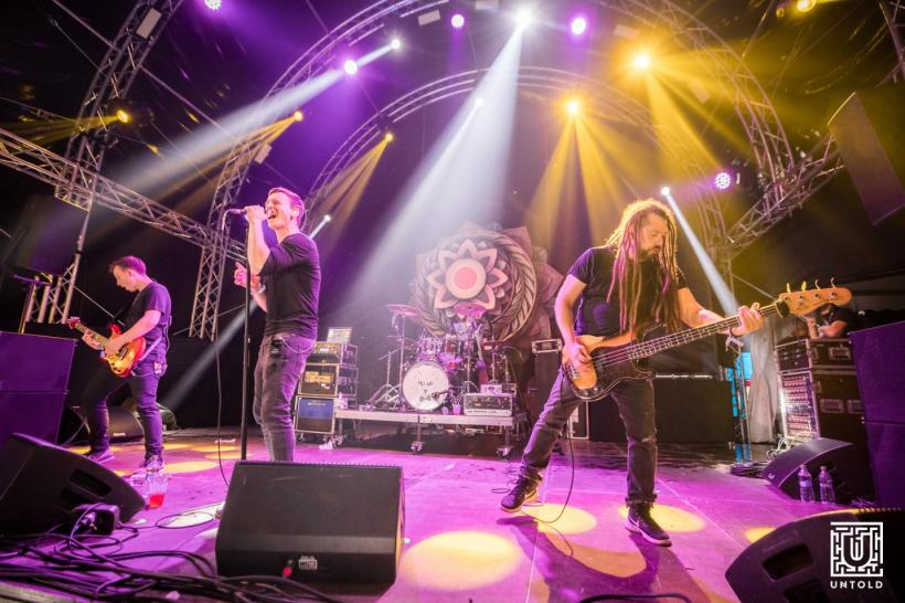 Denis de la The Motans și-a sărbătorit ziua de naștere pe scena festivalului „Untold” de la Cluj 18627294