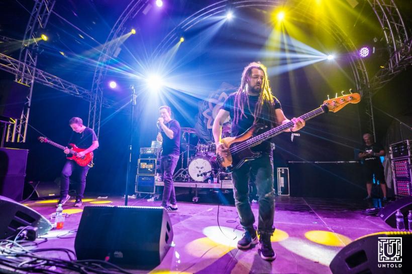 Denis de la The Motans și-a sărbătorit ziua de naștere pe scena festivalului „Untold” de la Cluj 18627295
