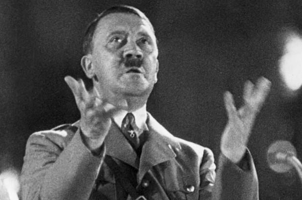 Un politician indian a apărut în parlament costumat în Hitler
