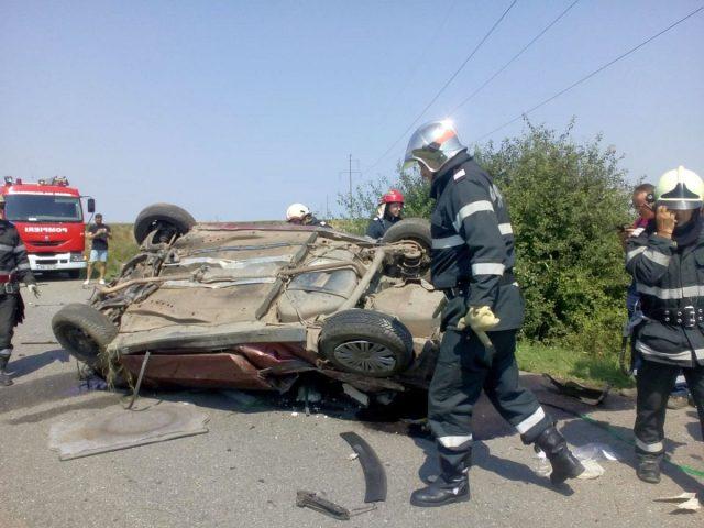 Accident rutier soldat cu 2 morți și un copil rănit, în Timiș