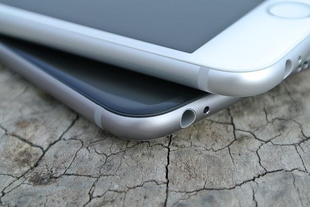 Apple va lansa un iPhone cu diagonala de 6,5 inci