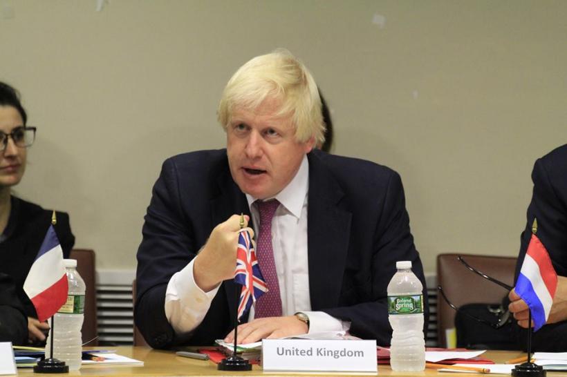 Boris Johnson critică, din nou, planurile Theresei May pentru Brexit