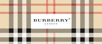 Schimbare radicală la casa de moda Burberry