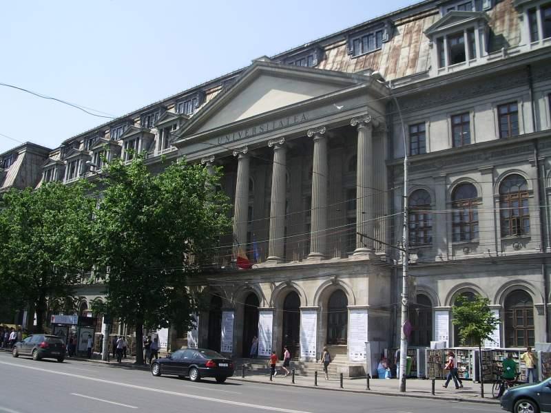 Universitatea din Bucureşti dispune de peste 2.000 de locuri la admiterea de toamnă