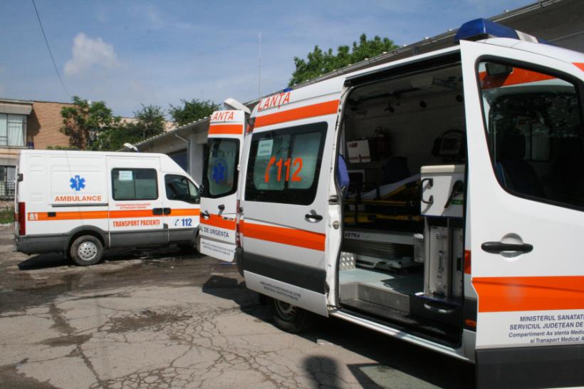 Ambulanțe la reparat, în județul Neamț. „Doar”... 20!