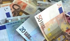 Curs valutar: Moneda naţională s-a apreciat în raport cu principalele valute