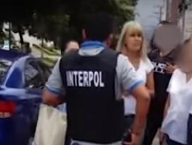 Elena Udrea şi Alina Bica, arestate în Costa Rica. Poliţia le-a ridicat de pe stradă (Video)