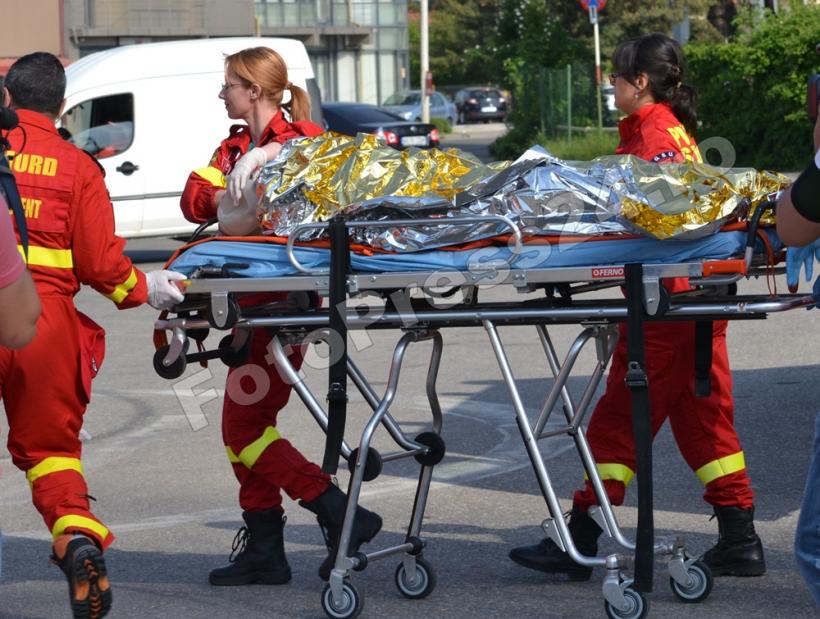 Situaţie incredibilă în Prahova! O femeie s-a autoincendiat folosind diluant