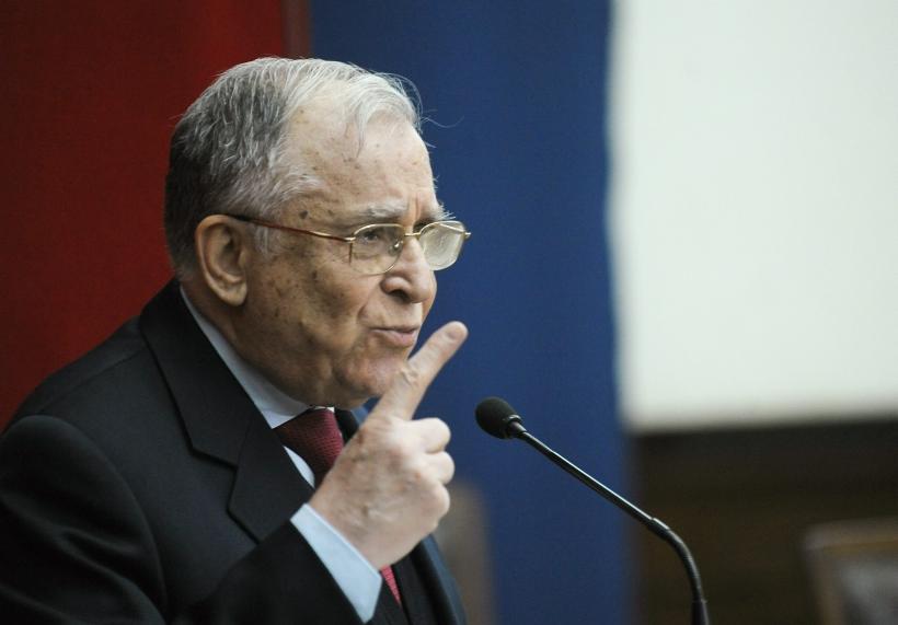 Ion Iliescu susţine că România nu poate avea &quot;o democraţie funcţională cu partide care, în interiorul lor, sunt conduse nedemocratic&quot;