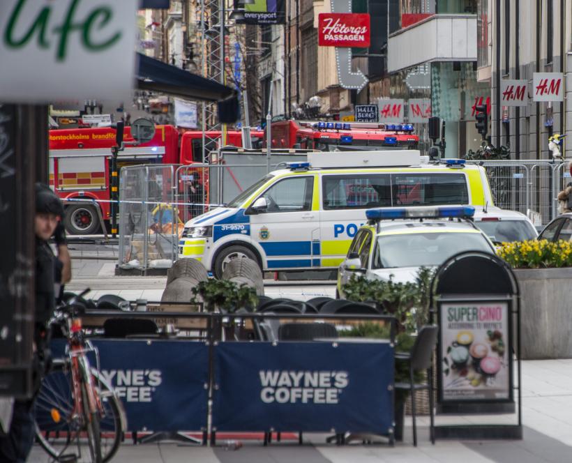 Un cartier din Stockholm, în stare de asediu după o alertă provocată de o pulbere suspectă