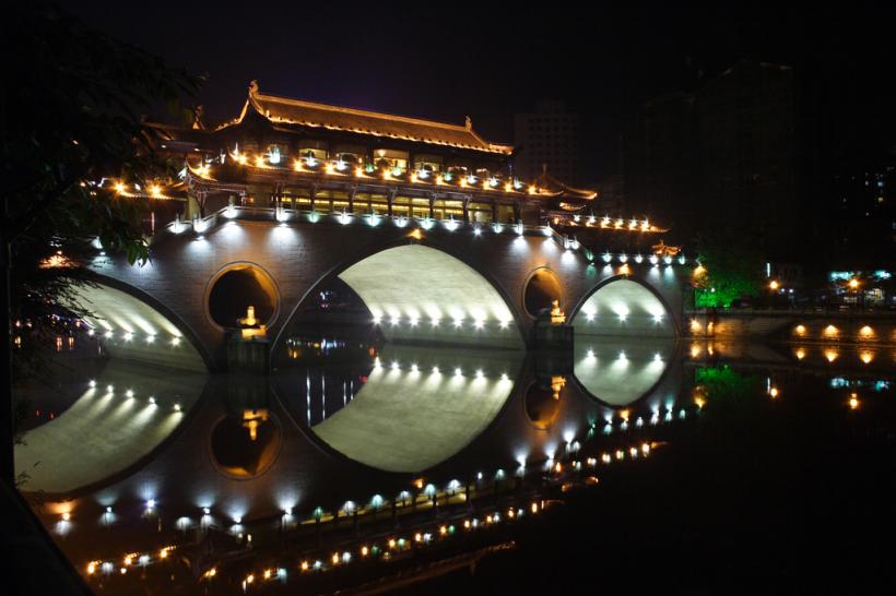 China va lansa o „Lună” artificială pentru a lumina orașul Chengdu